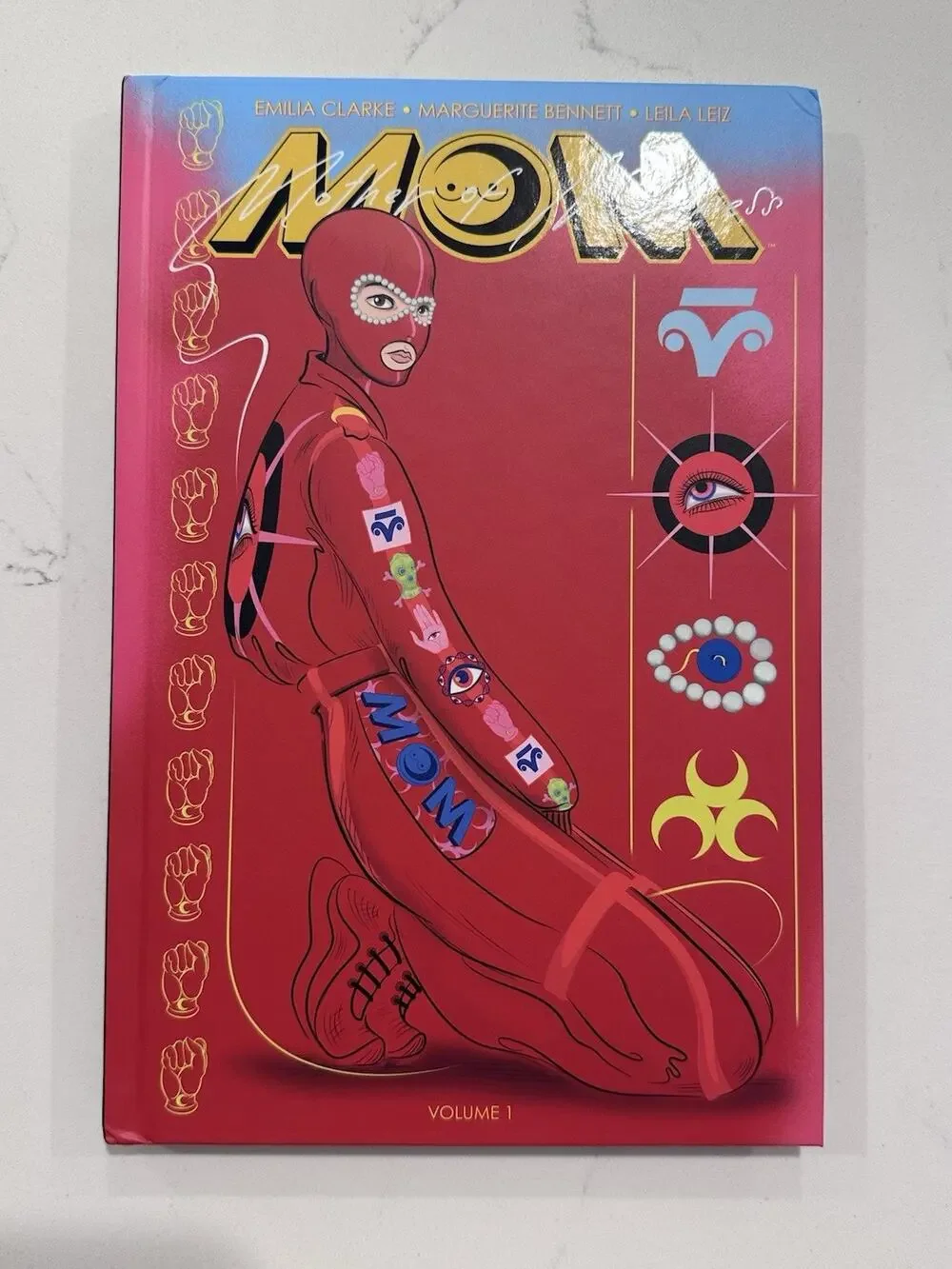 EMILIA CLARKE SIGNED MOM Mother Of Madness Hardcover B&N Exclusive Cover #12